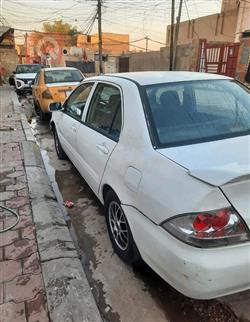 ميتسوبيشي لانسر